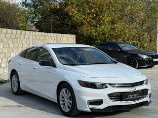 2016 Chevrolet Malibu IX, белый, 1350000 рублей, вид 2