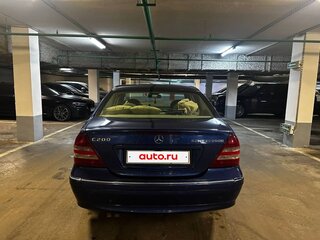 2004 Mercedes-Benz C-Класс 200 II (W203) Рестайлинг, синий, 565000 рублей, вид 4