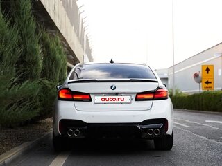 2021 BMW 5 серии 530d xDrive VII (G30/G31/G38) Рестайлинг, белый, 6200000 рублей, вид 5