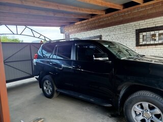 2011 Toyota Land Cruiser Prado 150 Series, чёрный, 2950000 рублей, вид 2