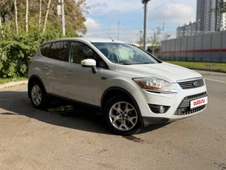 2010 Ford Kuga I, белый, 1900000 рублей, вид 4