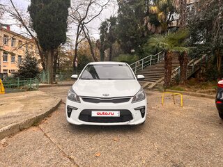 2017 Kia Rio IV, белый, 1250000 рублей, вид 1
