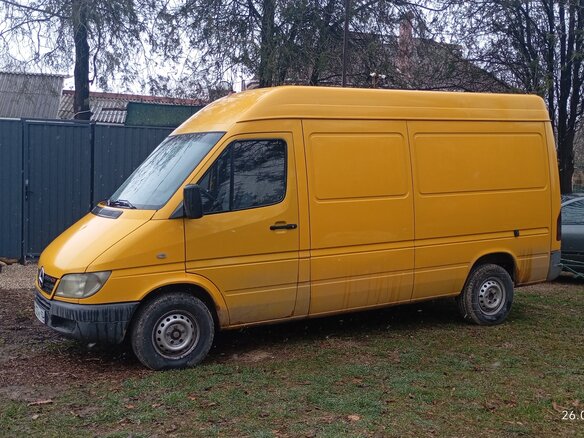 2003 Mercedes-Benz Sprinter, жёлтый, 1300000 рублей - вид 1