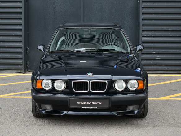 1995 BMW 5 серии 540i III (E34), синий, 3950000 рублей - вид 1
