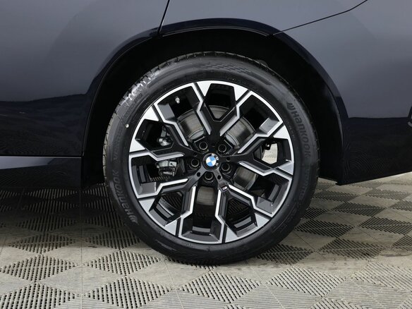 2026 BMW X3 Long 30L xDrive IV (G45/G48), чёрный, 6930000 рублей - вид 32