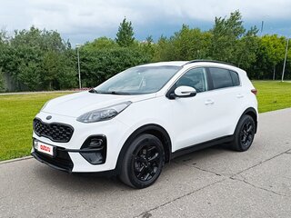 2021 Kia Sportage IV Рестайлинг, белый, 2029000 рублей, вид 1