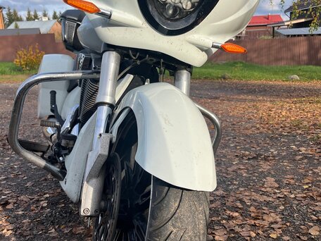 2016 Victory Cross Country, белый, 1200000 рублей, вид 2