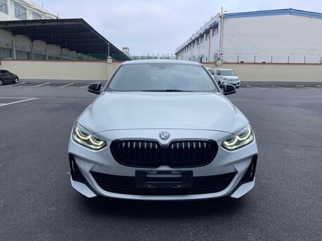 2022 BMW 1 серии 120i III (F52) Рестайлинг, белый, 1690000 рублей, вид 2