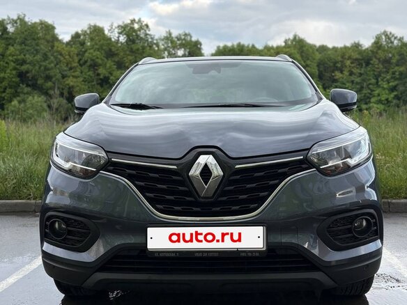 2020 Renault Kadjar I Рестайлинг, серый, 1620000 рублей - вид 2
