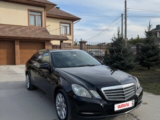 2011 Mercedes-Benz E-Класс 200 7G-Tronic IV (W212, S212, C207), чёрный, 1850000 рублей, вид 4