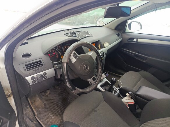 2013 Opel Astra H Рестайлинг, серебристый, 520000 рублей - вид 7