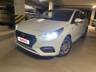 2017 Hyundai Solaris II, белый, 920000 рублей, вид 1