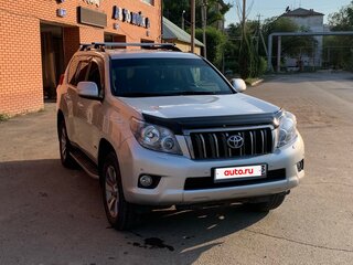 2010 Toyota Land Cruiser Prado 150 Series, серебристый, 2500000 рублей, вид 2