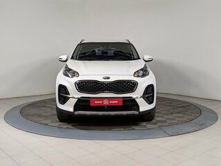 2018 Kia Sportage IV Рестайлинг, белый, 1924500 рублей, вид 3