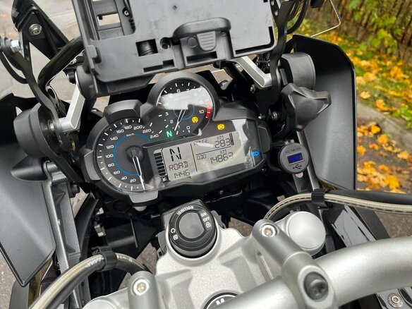 2017 BMW R 1200 GS, серый, 1520000 рублей - вид 12
