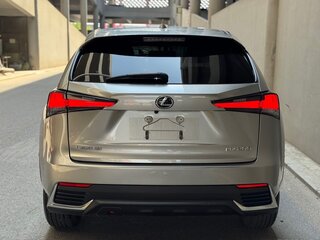 2023 Lexus NX 200 II, серебристый, 3900123 рублей, вид 4