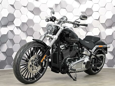 2025 Harley-Davidson Breakout, чёрный, 3099000 рублей, вид 2