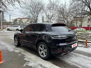2021 Porsche Macan I Рестайлинг, чёрный, 5500000 рублей, вид 4