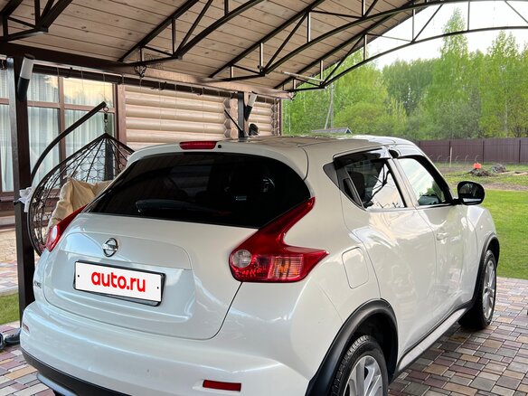 2013 Nissan Juke I, белый, 1050000 рублей - вид 2