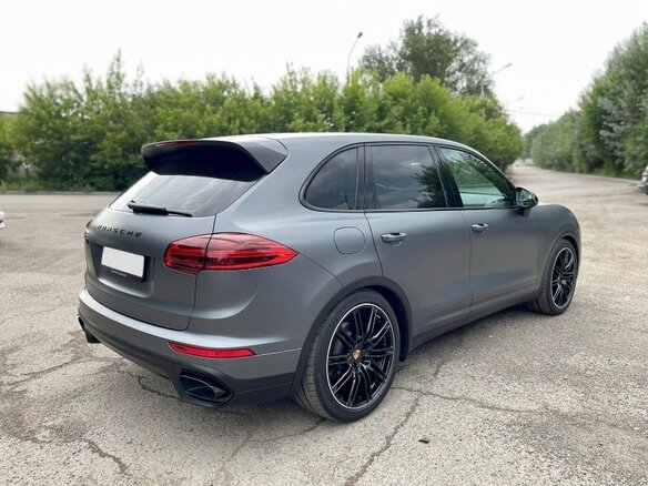 2015 Porsche Cayenne II Рестайлинг (958), коричневый, 4600000 рублей - вид 3