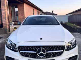 2017 Mercedes-Benz E-Класс 200 V (W213, S213, C238), белый, 2590000 рублей, вид 1