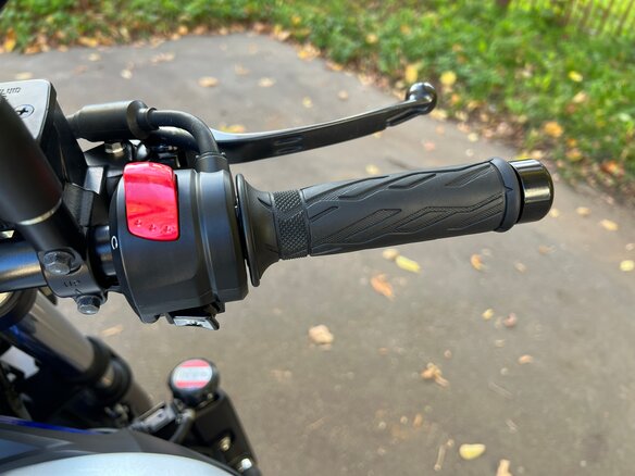 2020 Suzuki SV 650, серебристый, 695000 рублей - вид 18