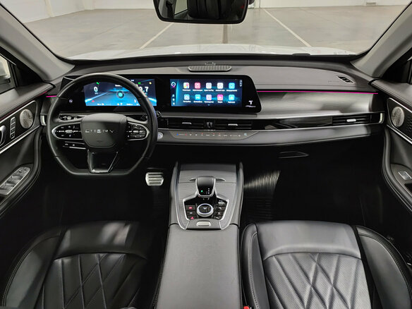 2024 Chery Tiggo 8 Pro Max I Рестайлинг, белый, 2650000 рублей - вид 13