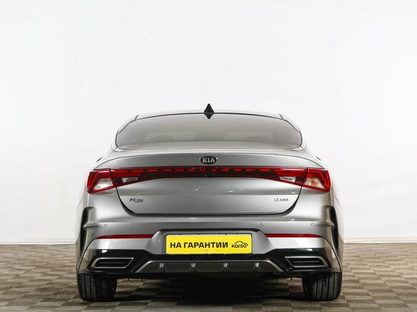 2020 Kia K5 III, серебристый, 3099000 рублей - вид 4