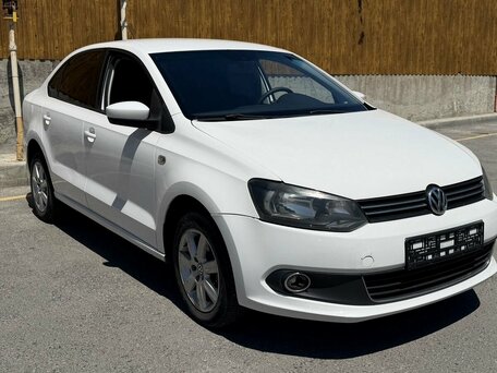 Volkswagen Polo V