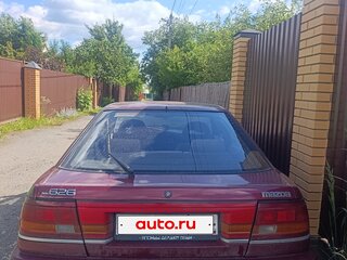1991 Mazda 626 2.0i III (GD), красный, 210000 рублей, вид 3