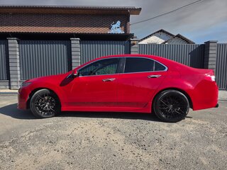 2008 Honda Accord VIII, красный, 1000000 рублей, вид 3