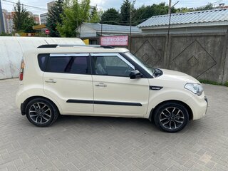 2011 Kia Soul I, бежевый, 850000 рублей, вид 4
