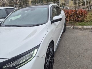 2020 Honda Civic X, белый, 3000000 рублей, вид 2