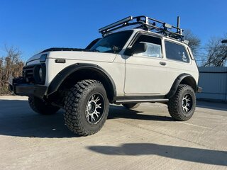 2012 Lada (ВАЗ) 2121 (4x4) I Рестайлинг, белый, 620000 рублей, вид 1