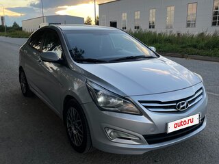 2016 Hyundai Solaris I Рестайлинг, серебристый, 890000 рублей, вид 5