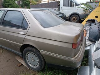 1990 Alfa Romeo 164 I, золотистый, 300000 рублей, вид 3