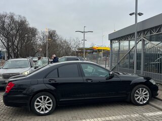 2011 Mercedes-Benz S-Класс 350 V (W221) Рестайлинг, чёрный, 3200000 рублей, вид 3