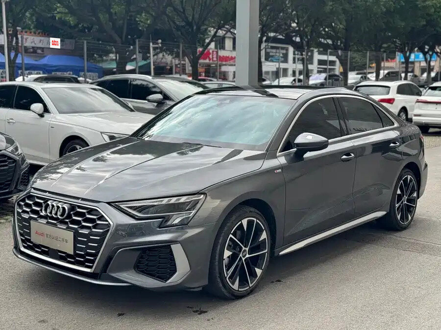 Открыть фотографии: Audi A3 IV (8Y)