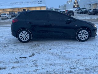 2016 Kia Ceed II Рестайлинг, чёрный, 1250000 рублей, вид 3