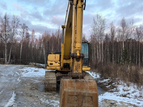 2007 Komatsu PC200-7, жёлтый, 2600000 рублей, вид 4