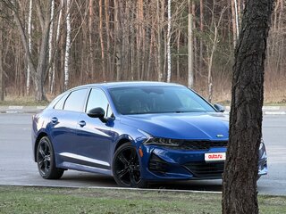 2021 Kia K5 III, синий, 1800000 рублей, вид 1