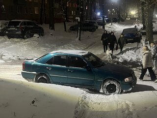 1995 Mercedes-Benz C-Класс 200 I (W202), зелёный, 150000 рублей, вид 5
