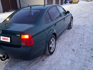 1999 Volkswagen Passat B5, зелёный, 330000 рублей, вид 2