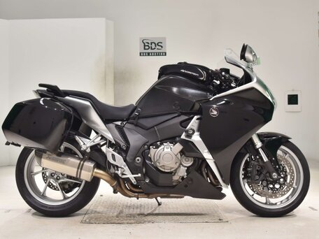 2013 Honda VFR 1200, чёрный, 720000 рублей, вид 1