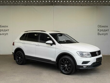 2017 Volkswagen Tiguan II, белый, 1799000 рублей, вид 3