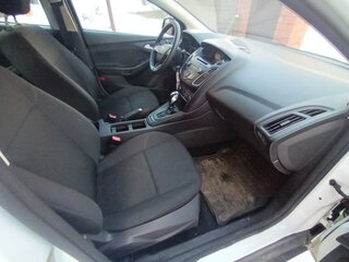 2017 Ford Focus III Рестайлинг, белый, 920000 рублей, вид 5