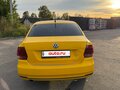 2016 Volkswagen Polo V Рестайлинг, жёлтый, 590000 рублей - вид 4