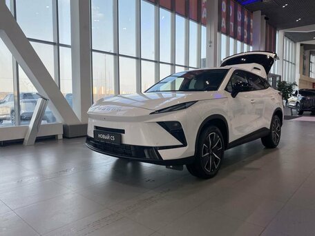 Omoda C5 II