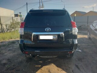 2011 Toyota Land Cruiser Prado 150 Series, чёрный, 2088800 рублей, вид 4