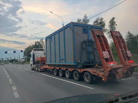2011 Specpricep Тяжеловоз - M, красный, 3700000 рублей, вид 2